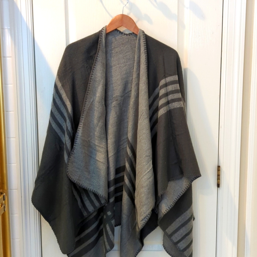 Grey faux cashmere women's wrap